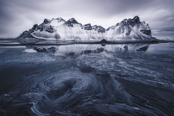 Fotografi Ice on Stokksnes, Jorge Ruiz Dueso